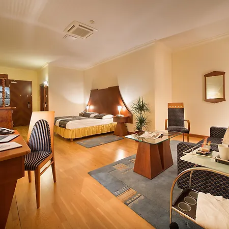 Grandhotel Zvon Otel