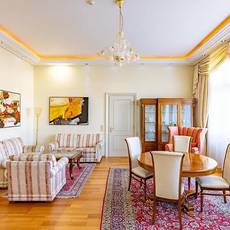 Hotel Grandhotel Zvon Czeskie Budziejowice