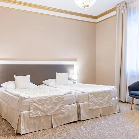Grandhotel Zvon Hotel