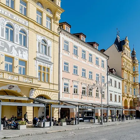 Grandhotel Zvon Otel