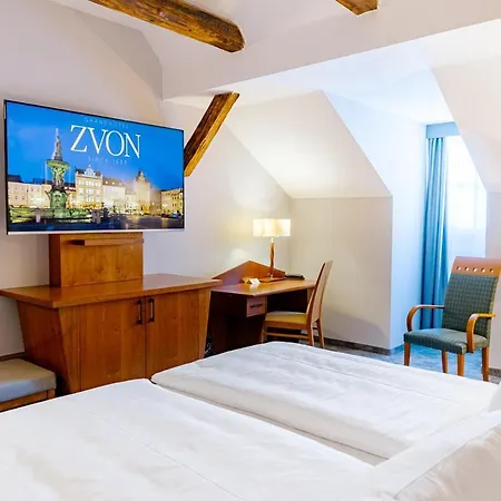 Grandhotel Zvon Otel 4*