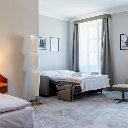 Otel Grandhotel Zvon