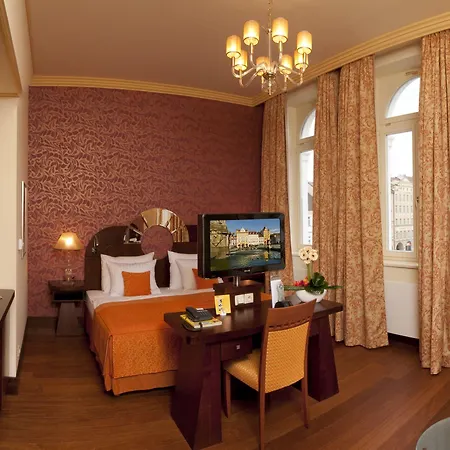 Otel Grandhotel Zvon