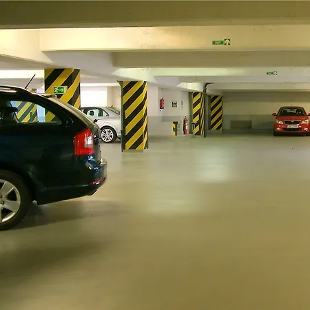 그랜드호텔 츠본 4* 체스케부데요비체