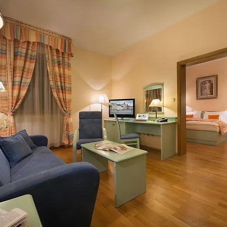 Otel Grandhotel Zvon