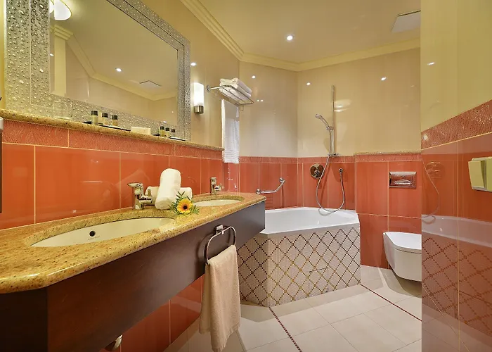 Grandhotel Zvon 4*
