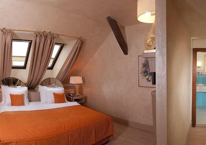 Grandhotel Zvon 4*